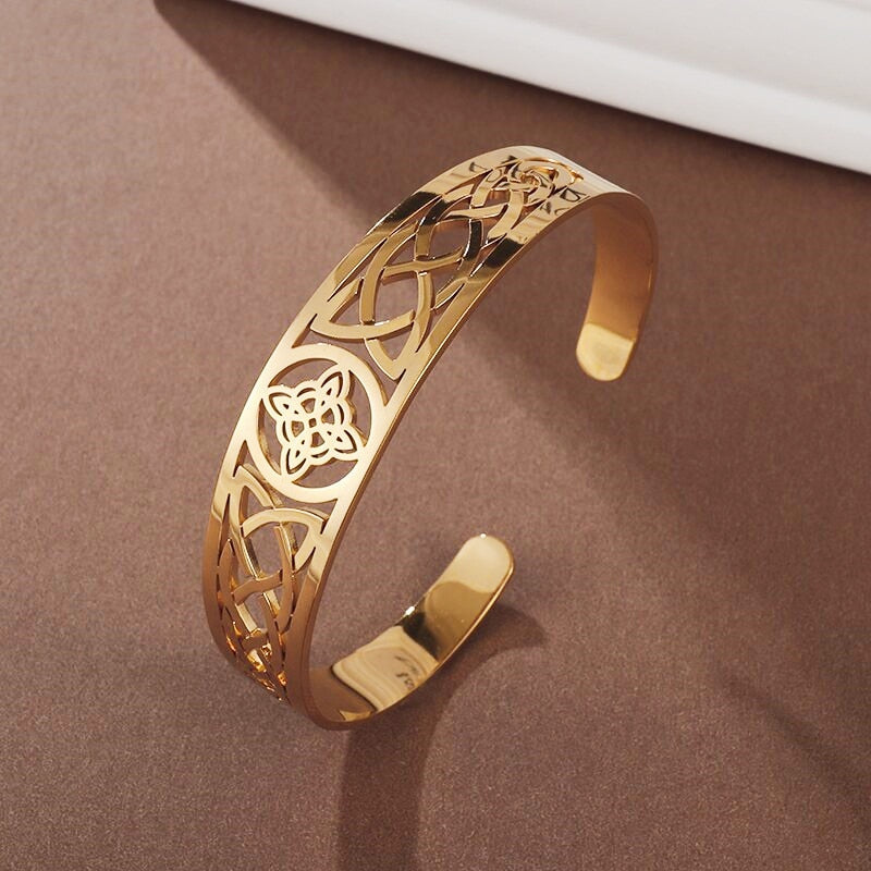 Free-Spirited Style: Vintage Unisex Cuff Bracelets